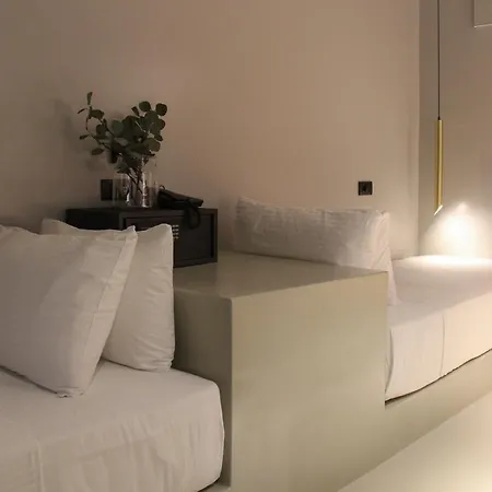 Ag Hotel