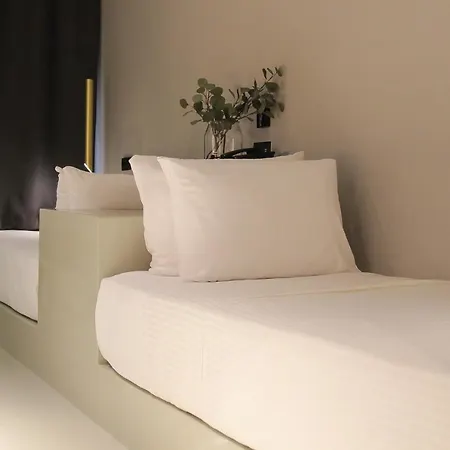 Ag Hotel 2*