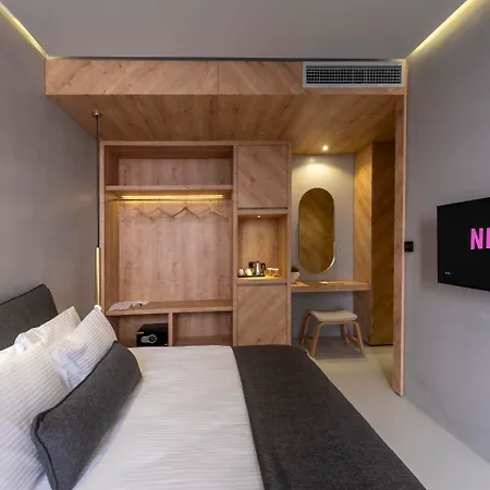 Hotel Ag 2*